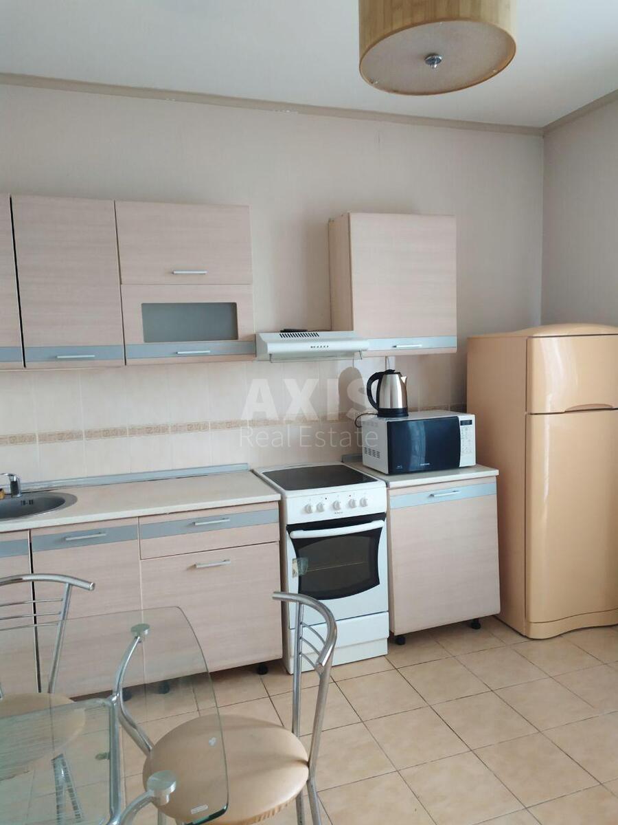 1k apartment vul. Voskresens'ka 14