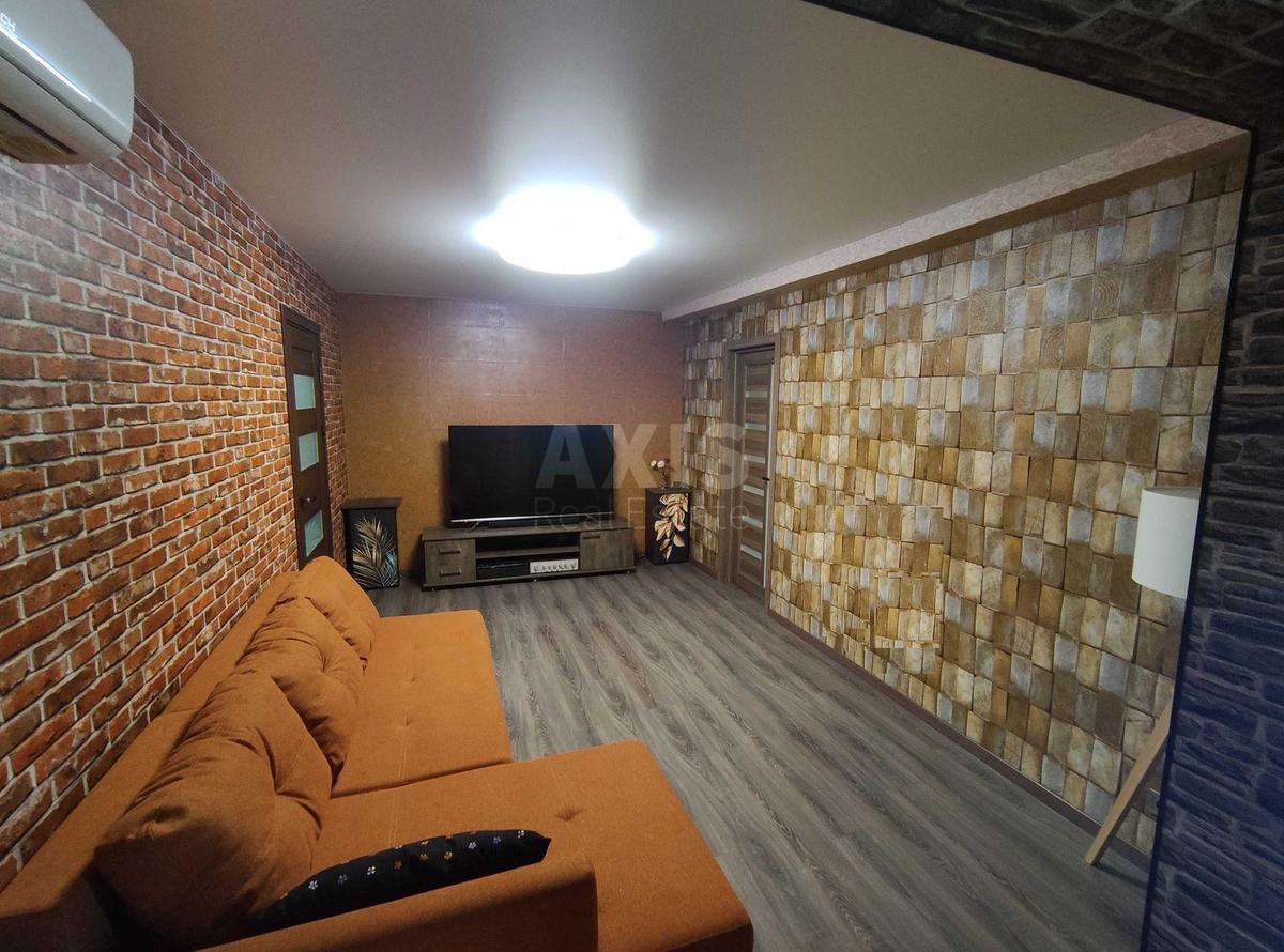 2k apartment vul. Doncja Myhajla 21А1