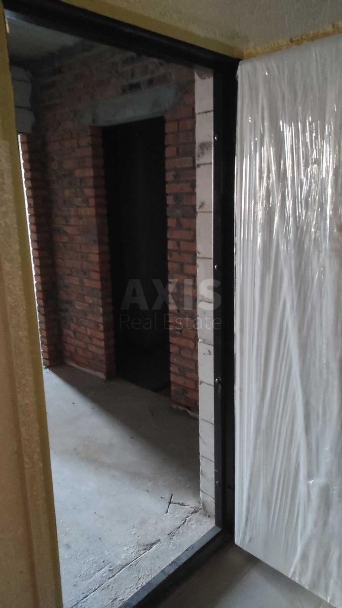1k apartment vul. Bal'zaka Onore de 110
