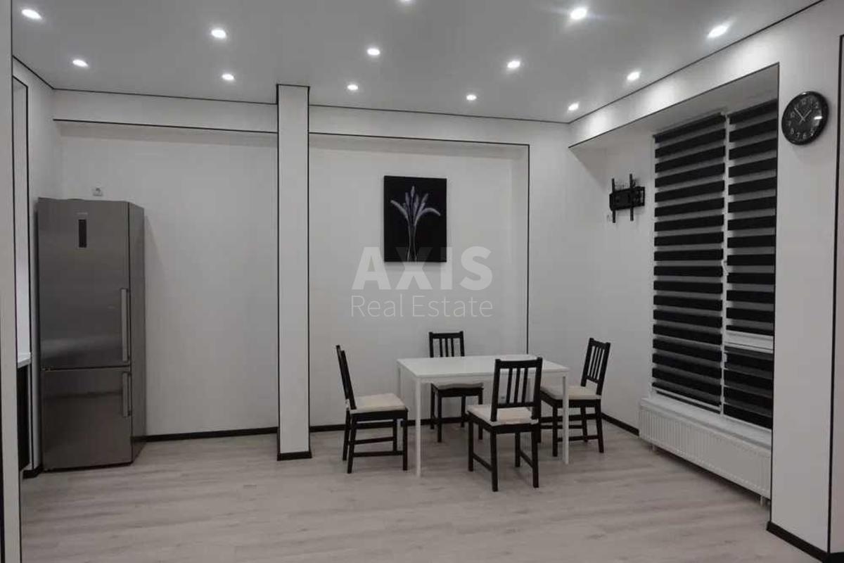 1k apartment vul. Nagirna 18/162