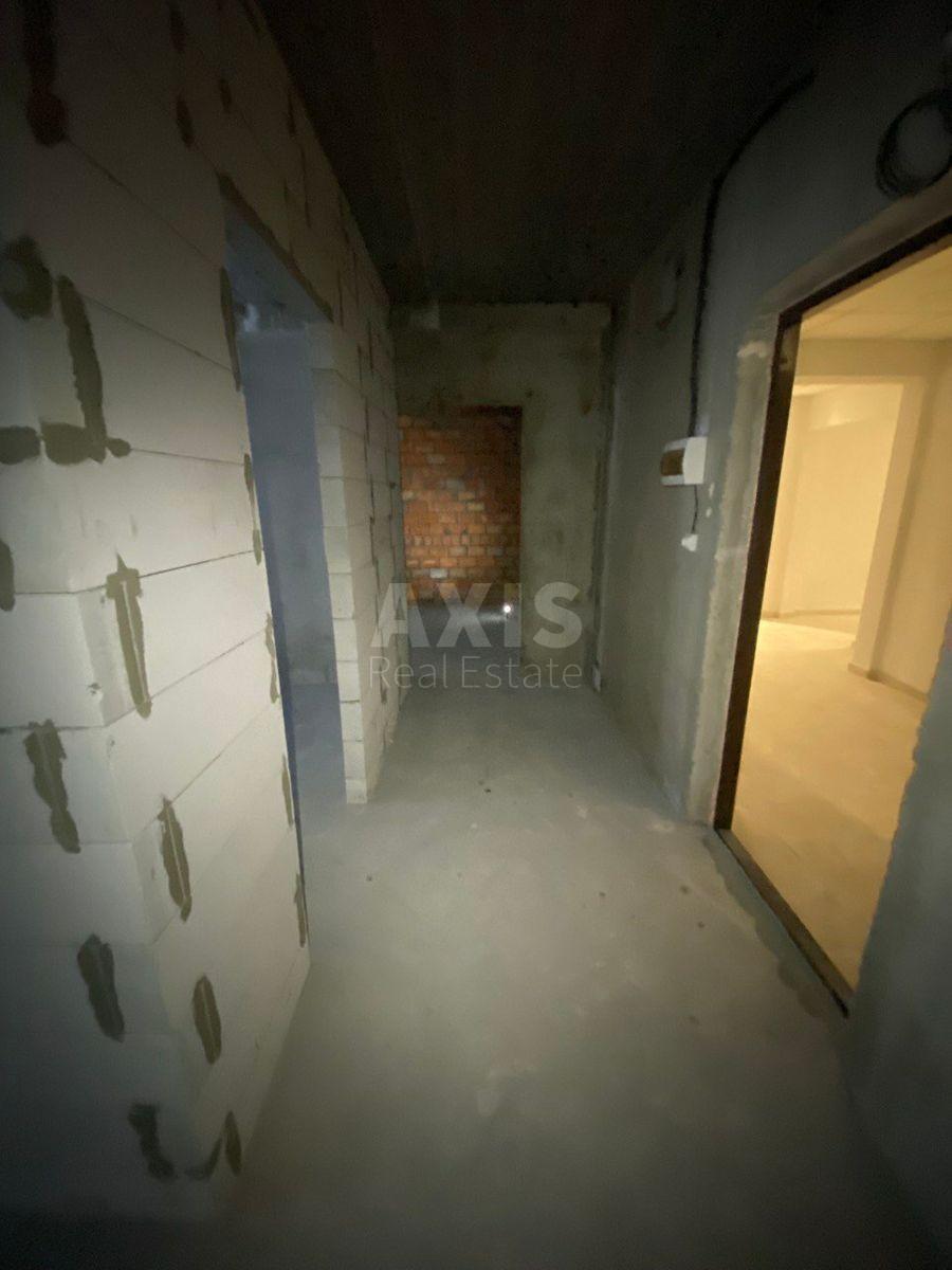 2k apartment vul. Myhajla Maksymovycha 249