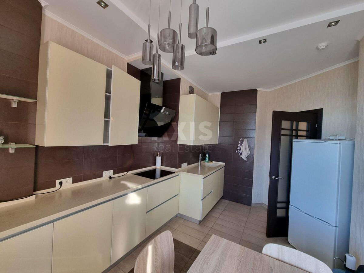 1к квартира ул. Соломенская 15А60993