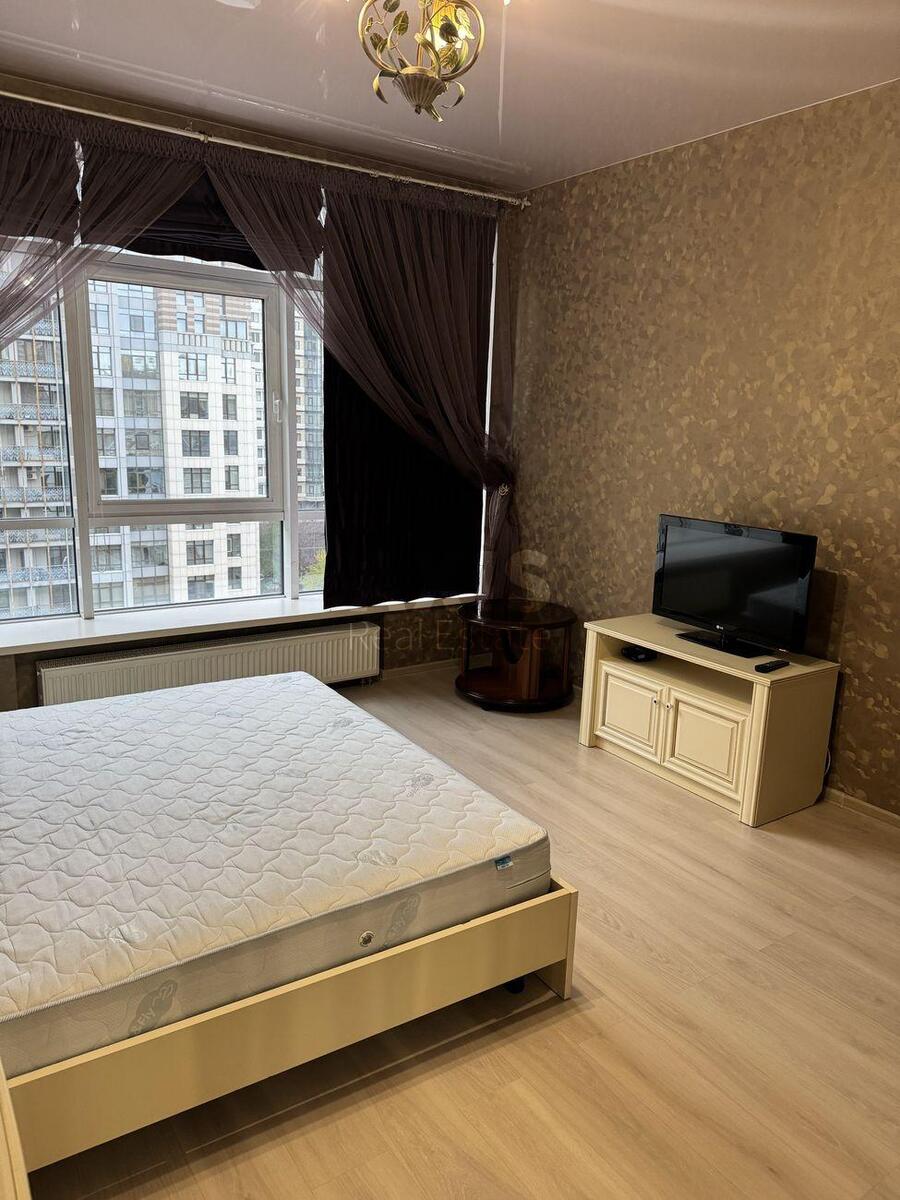 3к квартира ул. Андрея Верхогляда 18612075