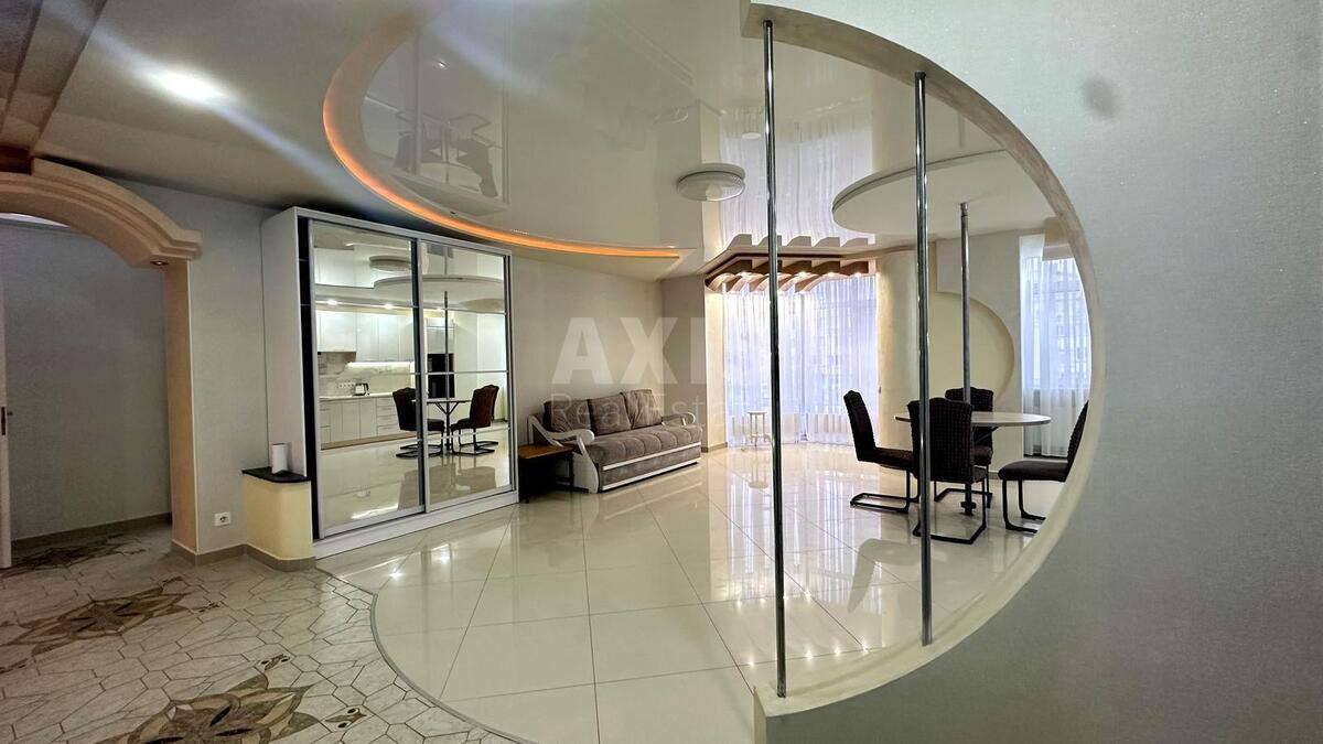 4k apartment vul. Yulia Zdanovska 52/362637