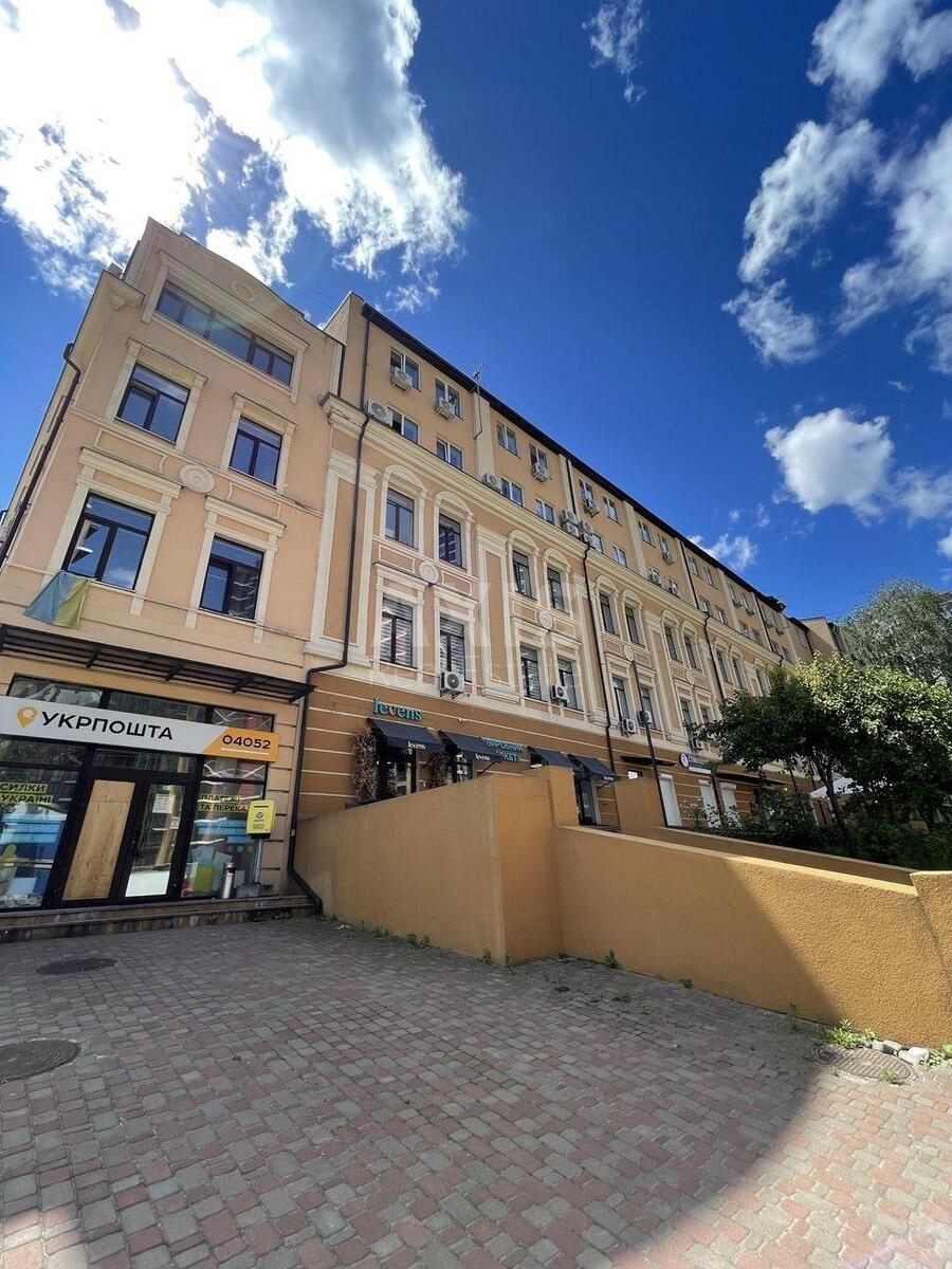 Trade object uzviz Voznesens'kyj 23, 50m2