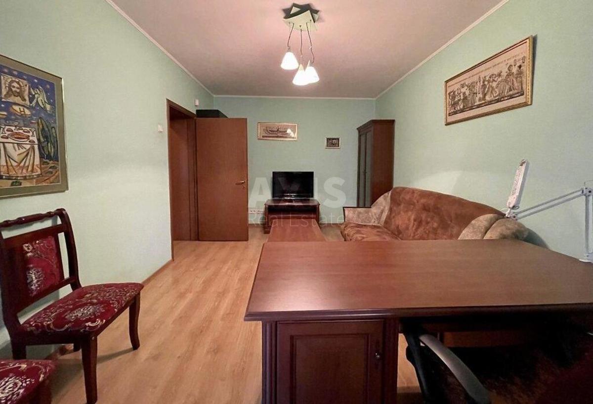 3k apartment vul. Turgenjevs'ka 29/337