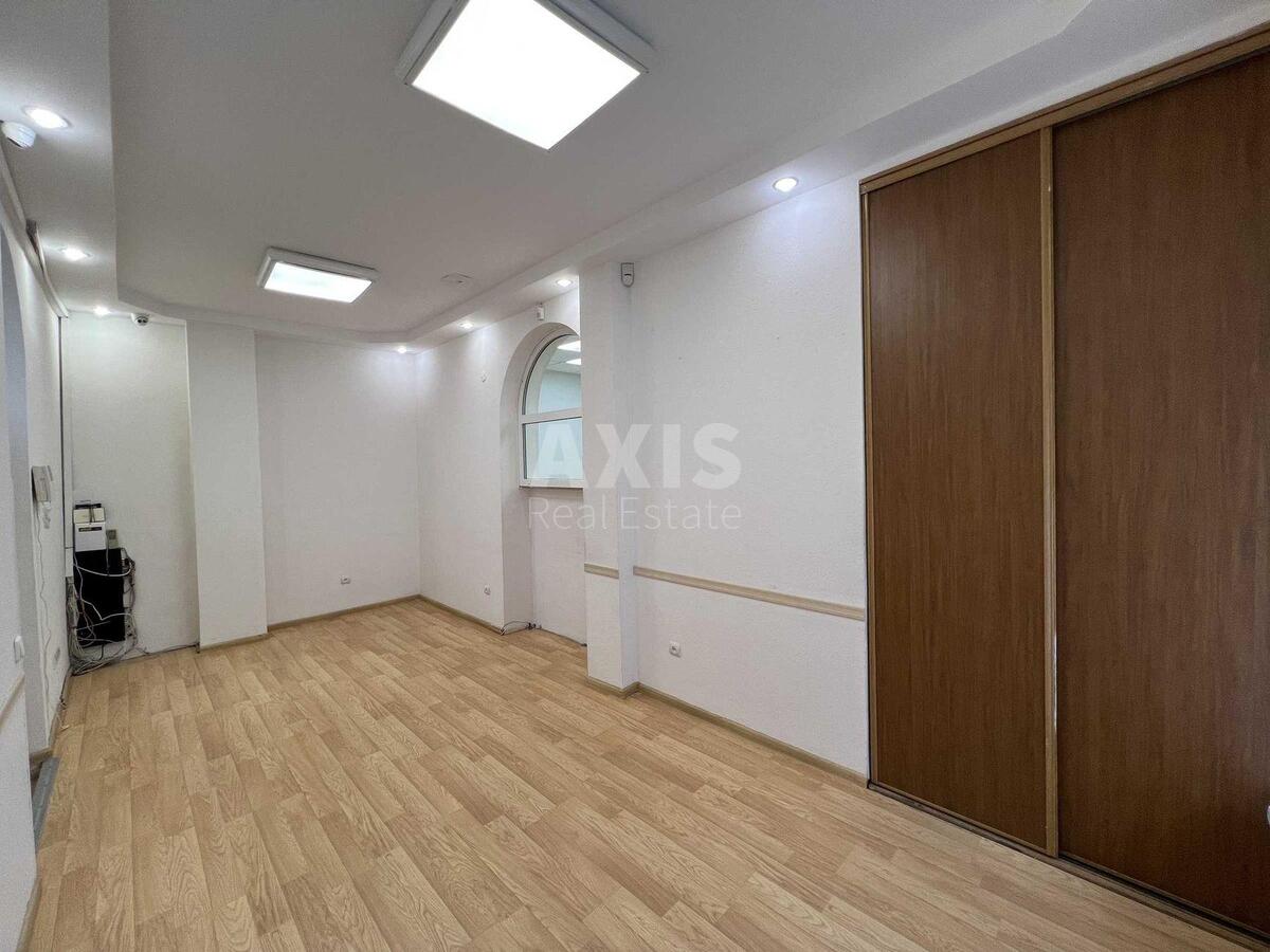 Объект торговли ул. Оболонская 7, 90м2623963