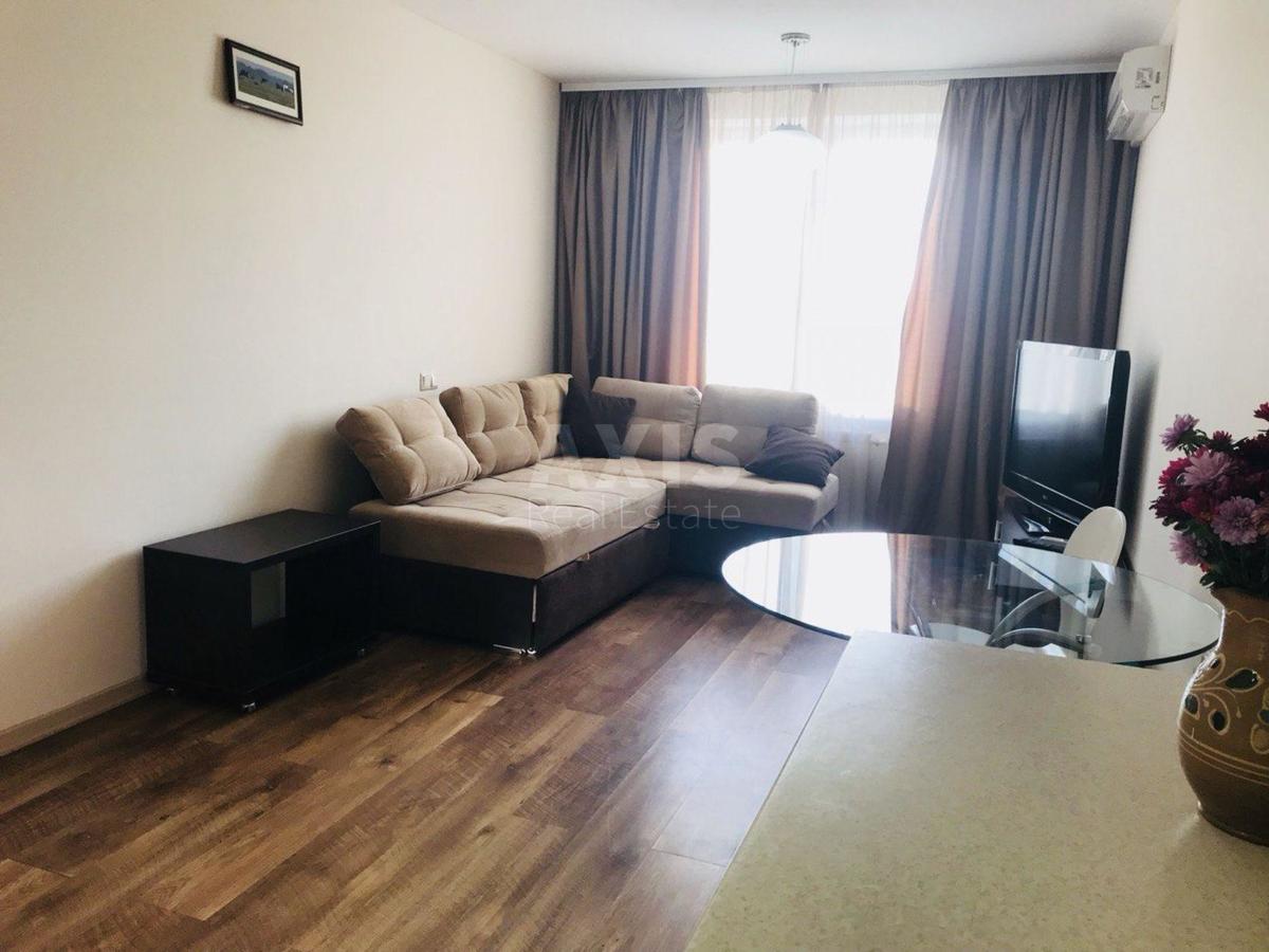 3k apartment vul. Entuziastiv 27