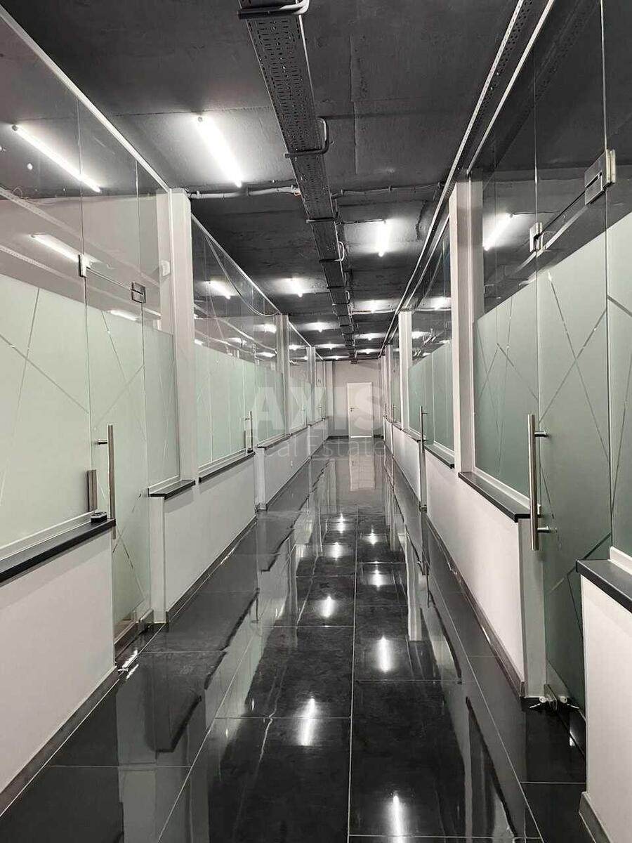 Office vul. Ushyns'kogo 40, 1500m26187611