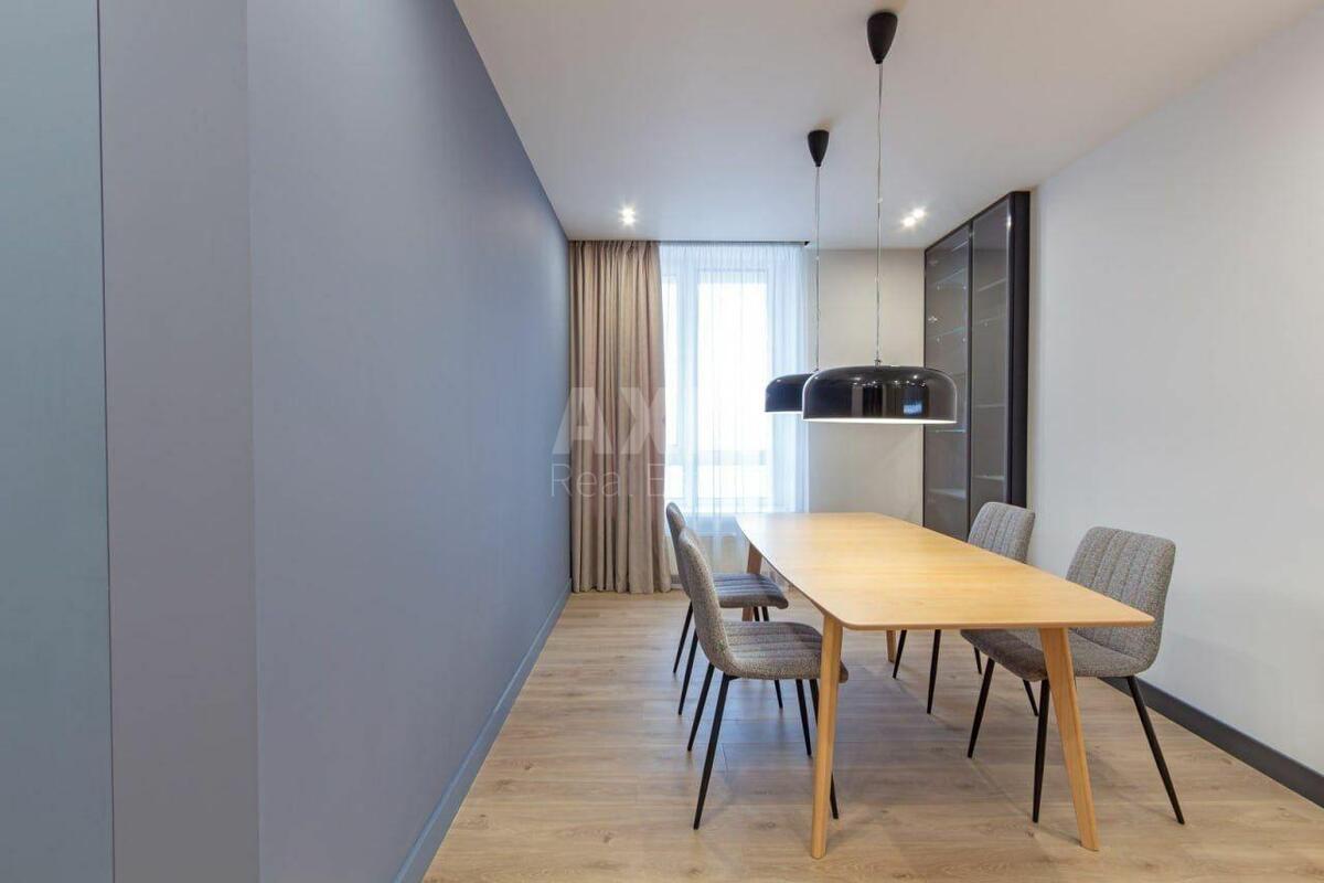 4k apartment vul. Zarichna 42