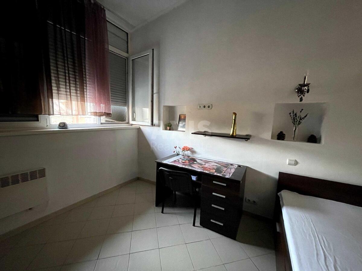 2k apartment vul. Zhyljans'ka 118619418