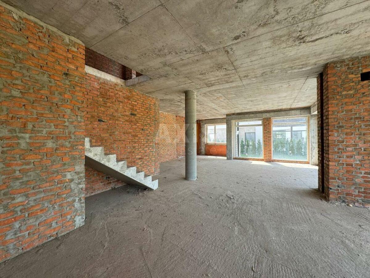 House vul. Central'na, 300m2, Kyiv city579725