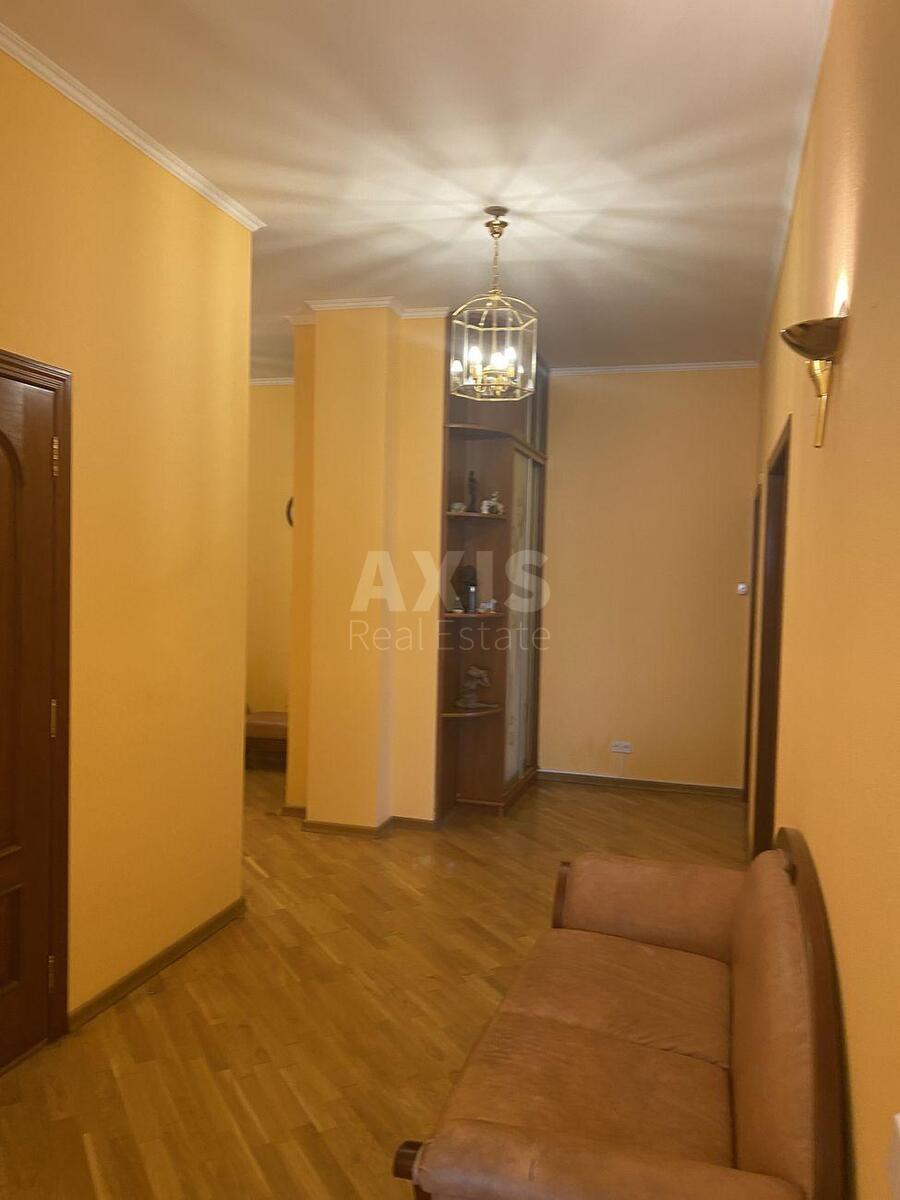 4k apartment vul. Proviants'ka 310