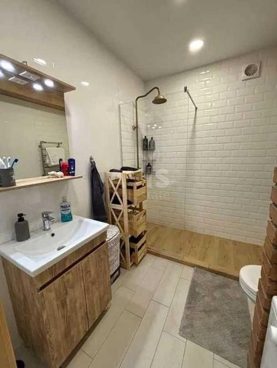 1k apartment vul. Radystiv 322
