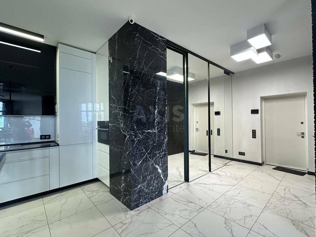 1k apartment vul. Glybochyc'ka 32А4
