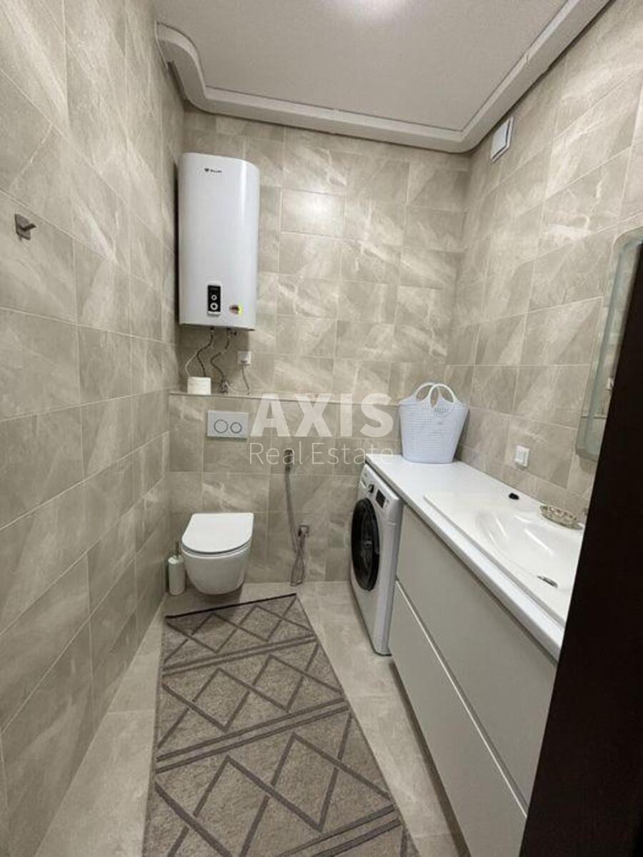 2k apartment vul. Mykil's'ko-Slobids'ka 118