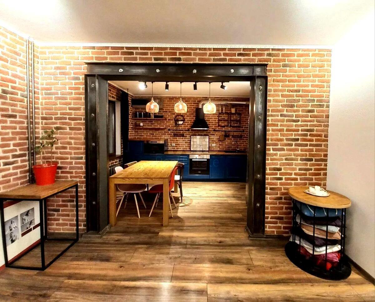 3k apartment vul. Ahmatovoi' Anny 43633100