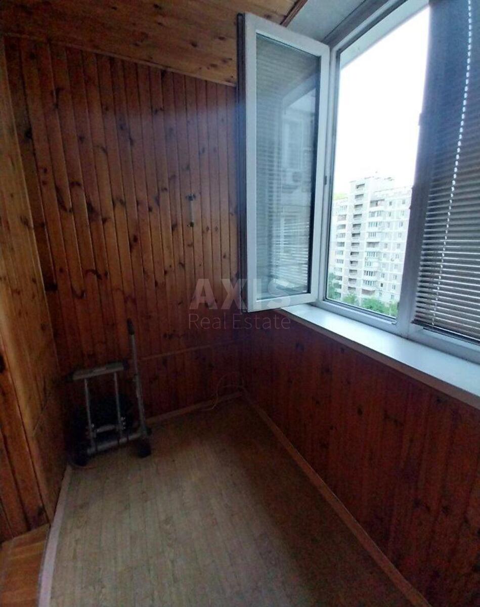 3k apartment vul. Lavruhina Mykoly 1113