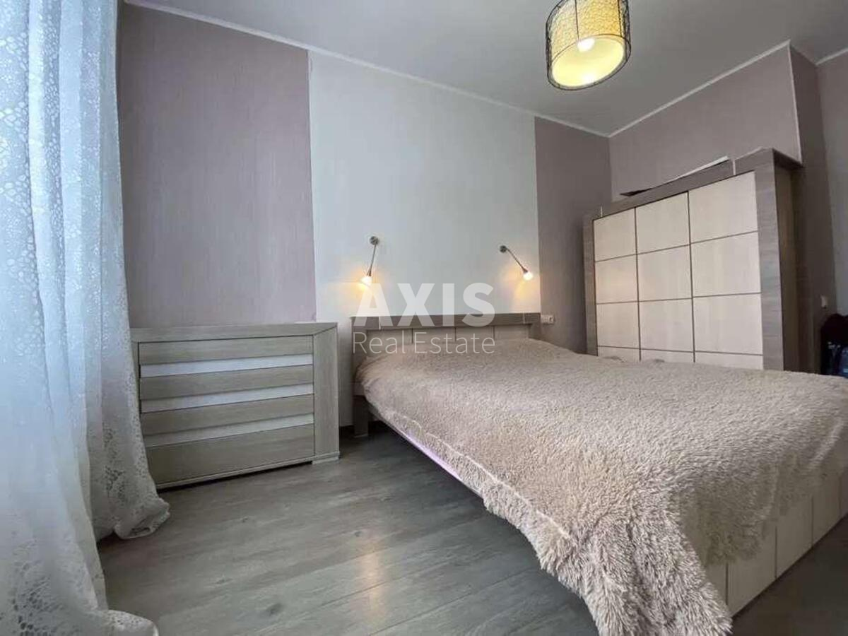 2к квартира ул. Щекавицкая 30/391