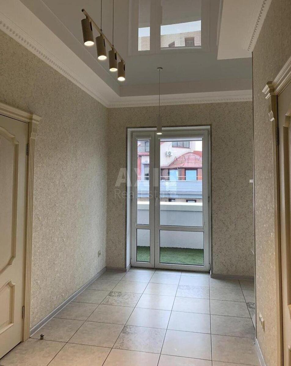 1k apartment vul. Jevgena Konoval'cja 34А5