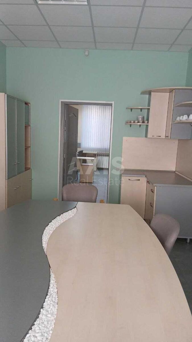 Office vul. Kudri Ivana 41, 53m2601441