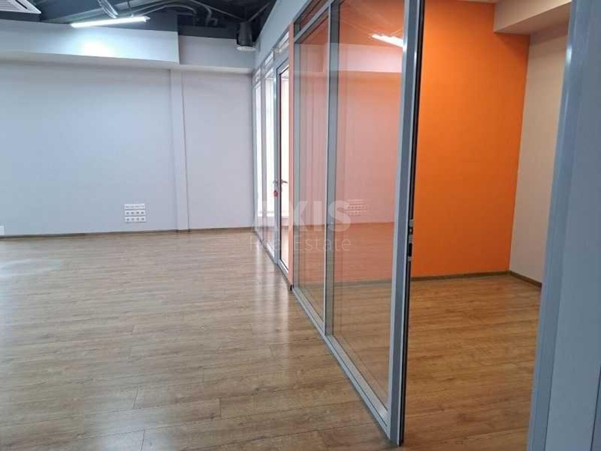 Office vul. Lejpcyz'ka 3А, 512m20