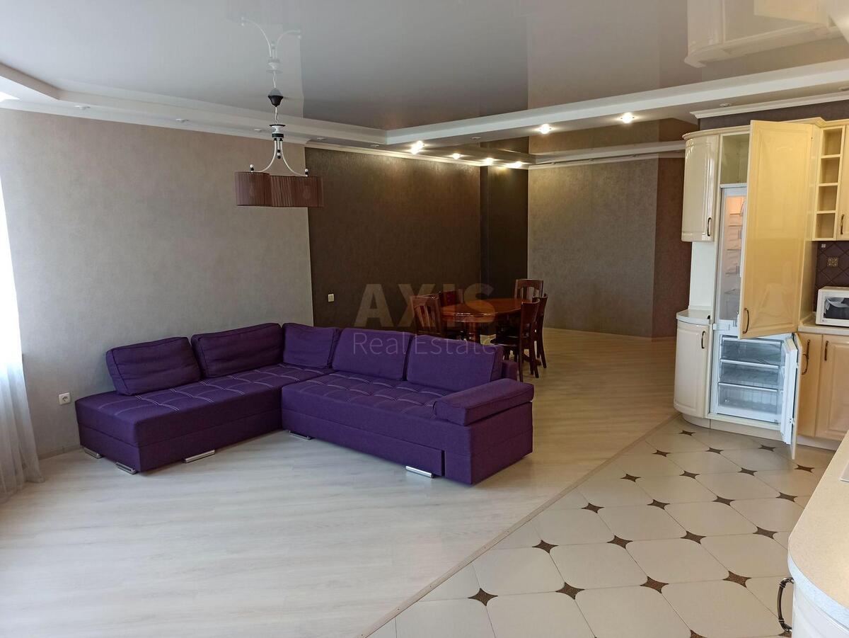 3k apartment vul. Degtjarivs'ka 25А3
