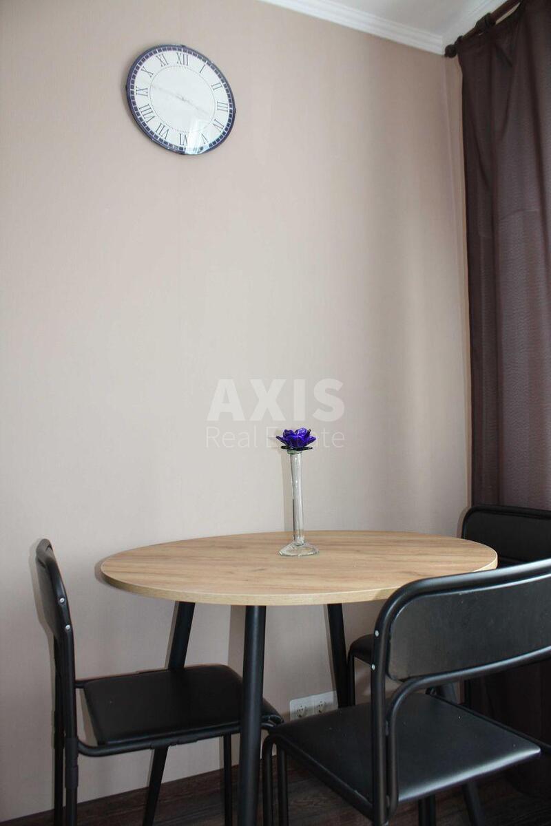3к квартира ул. Вершигоры Петра 7А563540