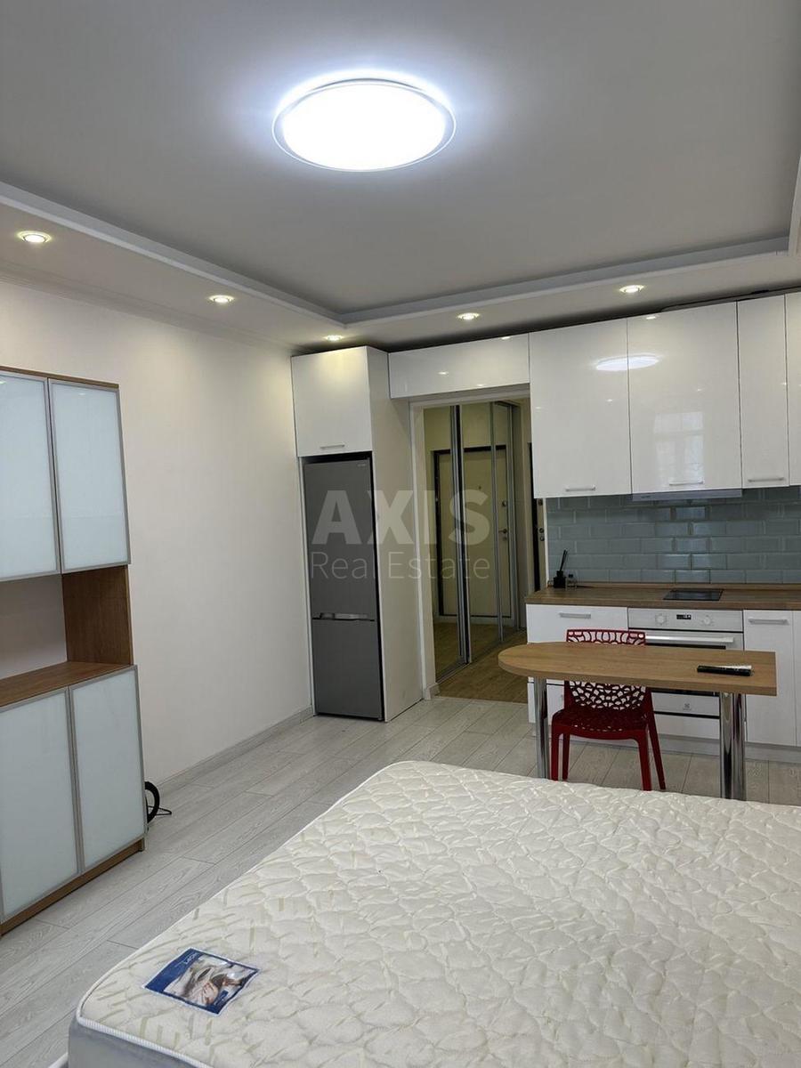 1k apartment vul. Myhajla Maksymovycha 7А