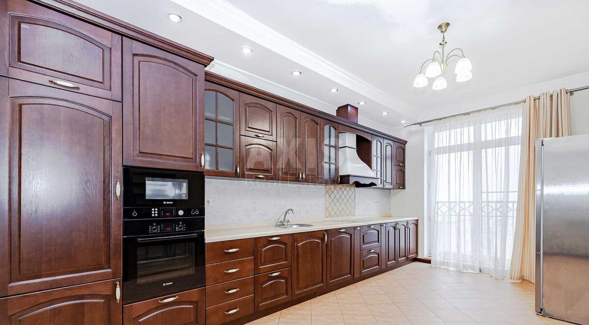 4k apartment vul. Saperne Pole 14/55