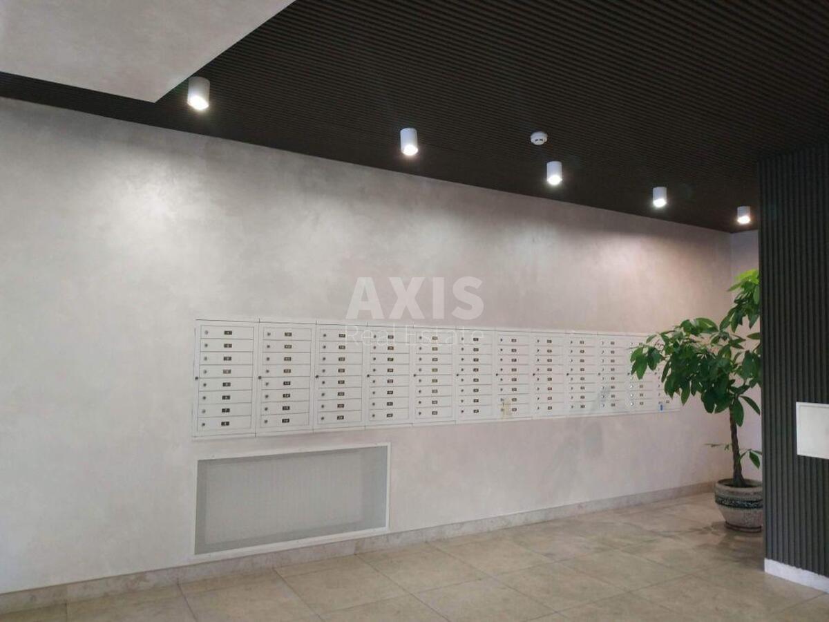 1k apartment vul. Glybochyc'ka 325676112