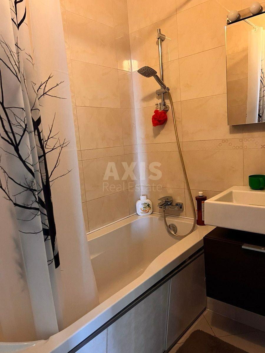 1k apartment vul. Olevs'ka 53