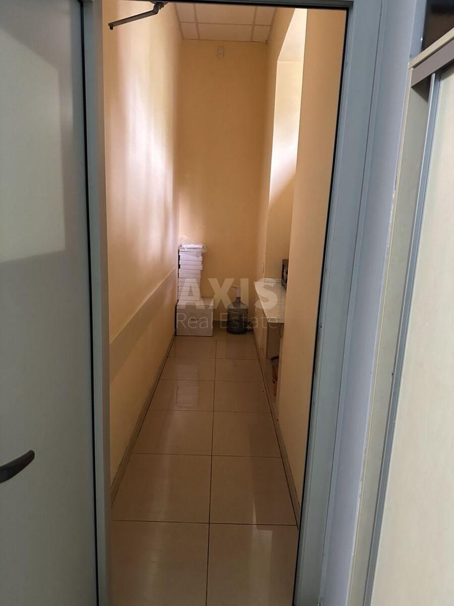 Объект торговли бул. Русановский 12, 65м2624594