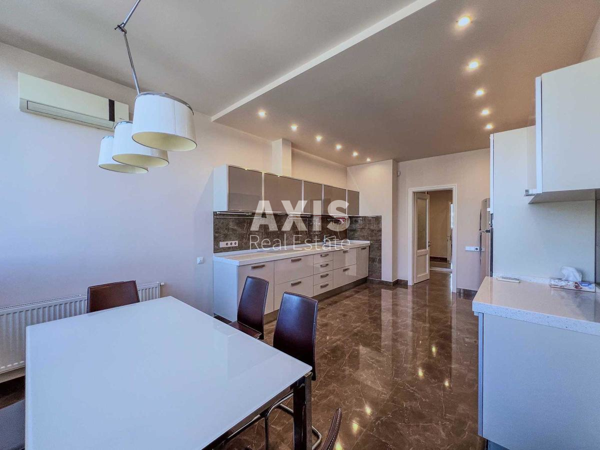 5k apartment vul. Barbjusa Anri 5В0