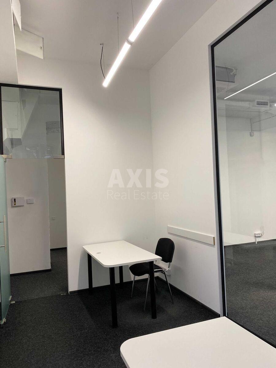 Office vul. Volodymyrs'ka 10, 260m2620325