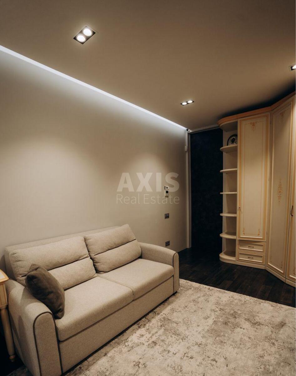 4k apartment vul. Buslivs'ka 126216210