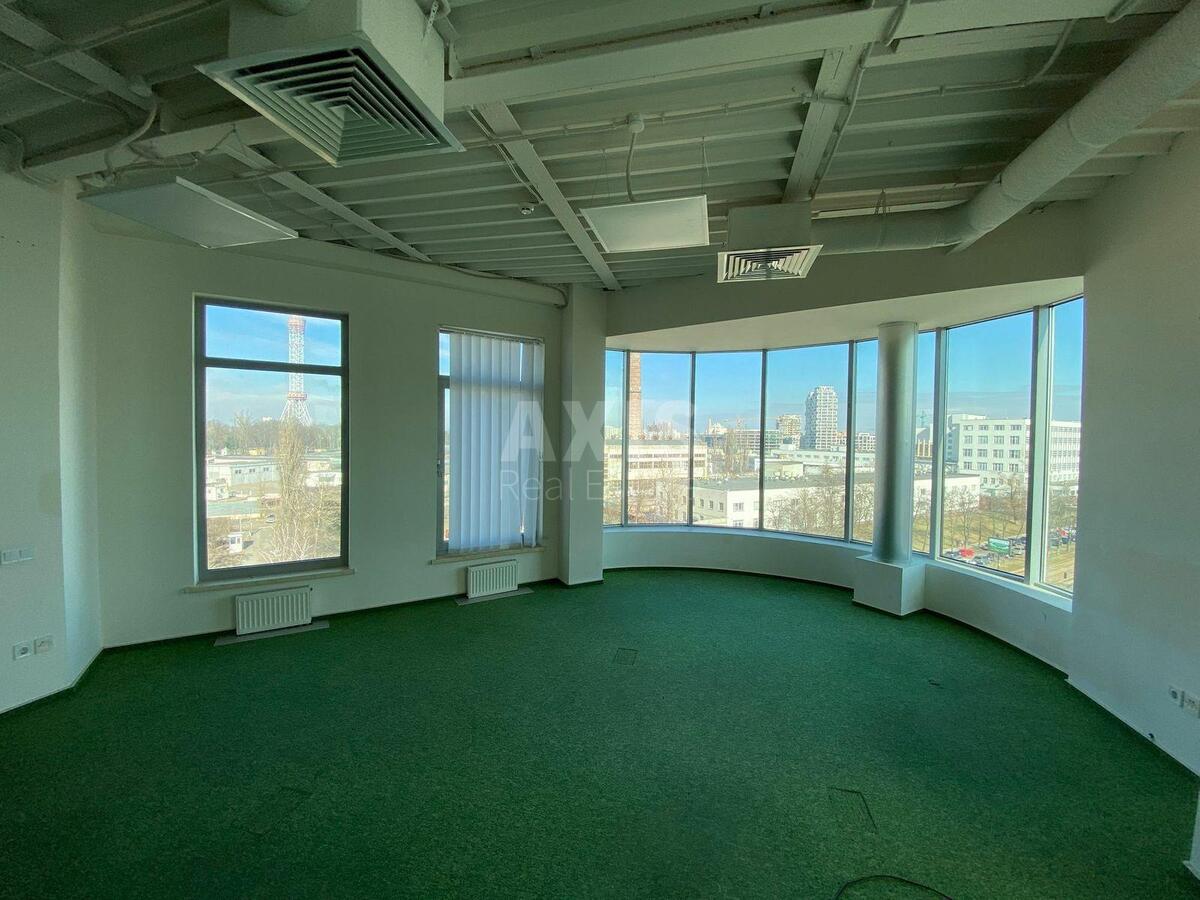 Office vul. Degtjarivs'ka 27Т, 1066m22