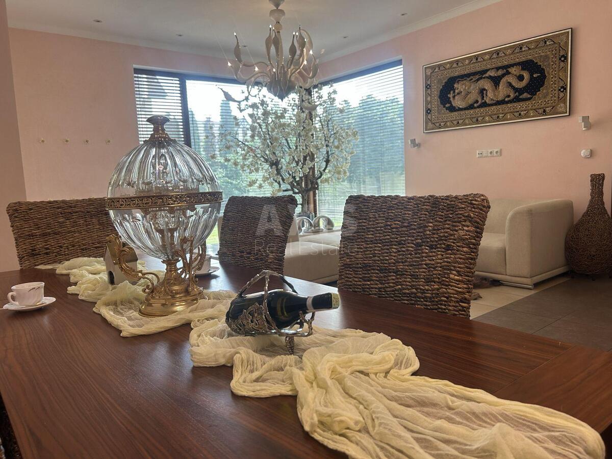 House vul. Sadova 8-a, 320m2, Kyiv city585936
