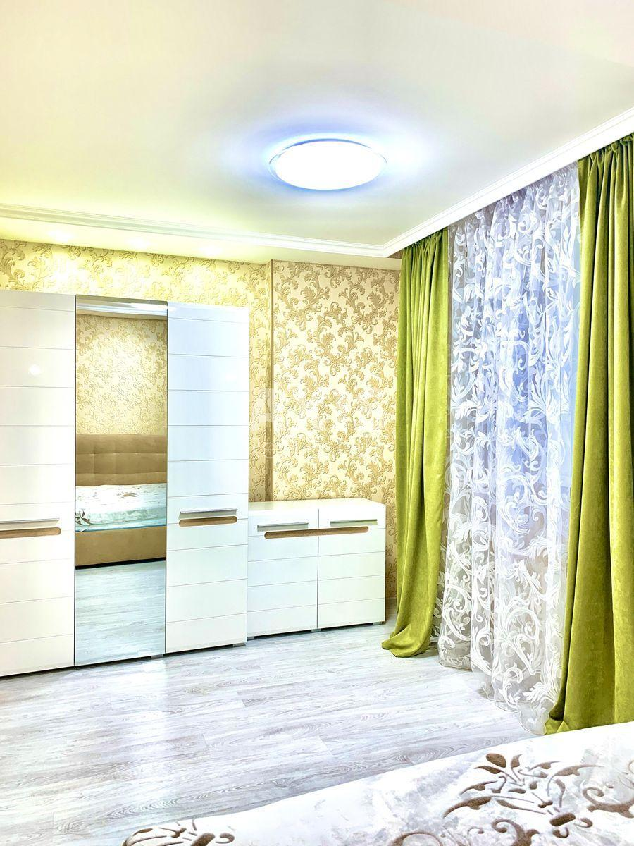 3к квартира ул. Глубочицкая 13565443