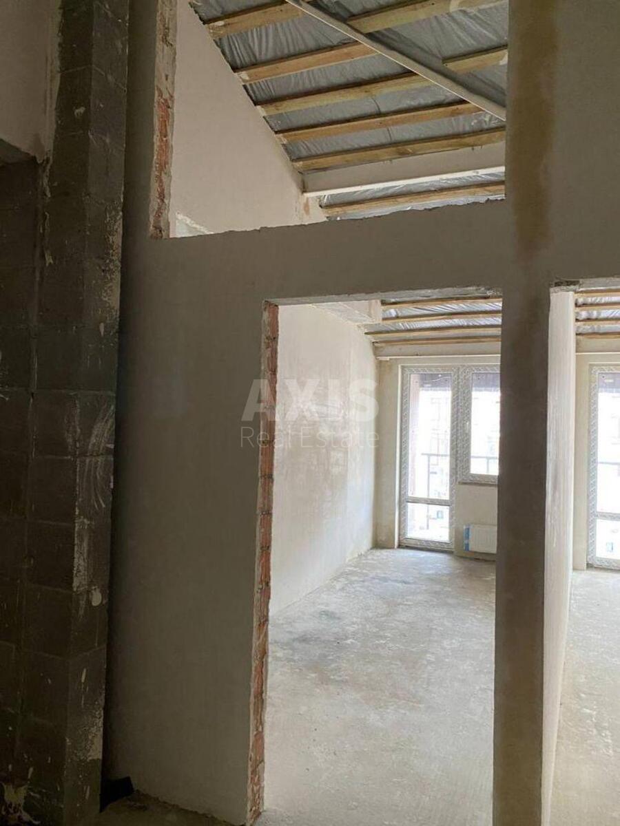 3k apartment vul. Glybochyc'ka 135