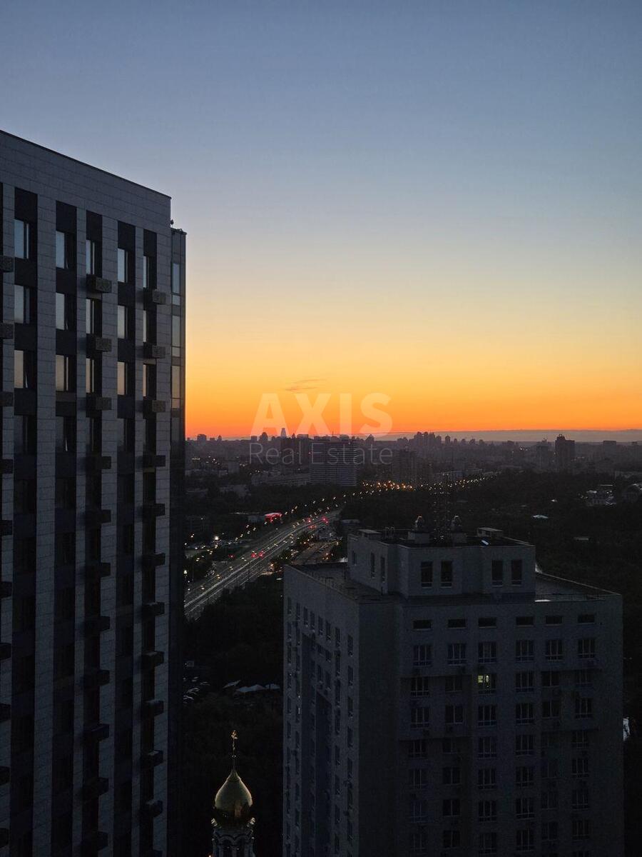 3к квартира ул. Заболотного Академика 1630857