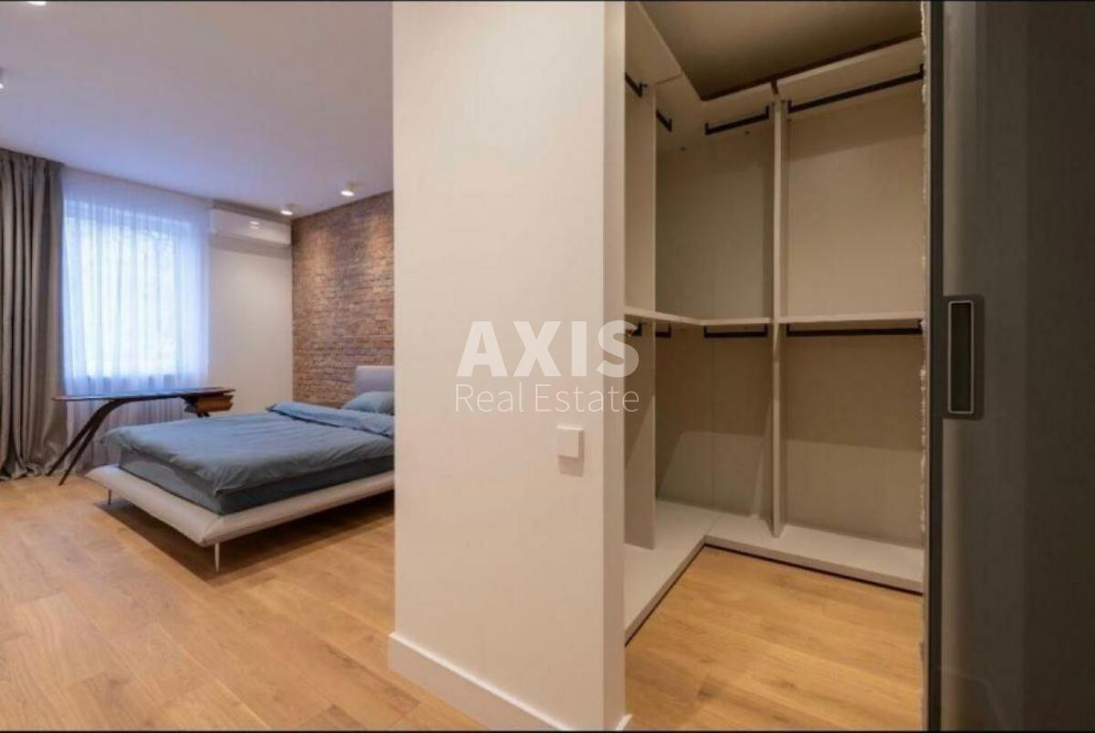 4k apartment vul. Skoropads'kogo Pavla 393