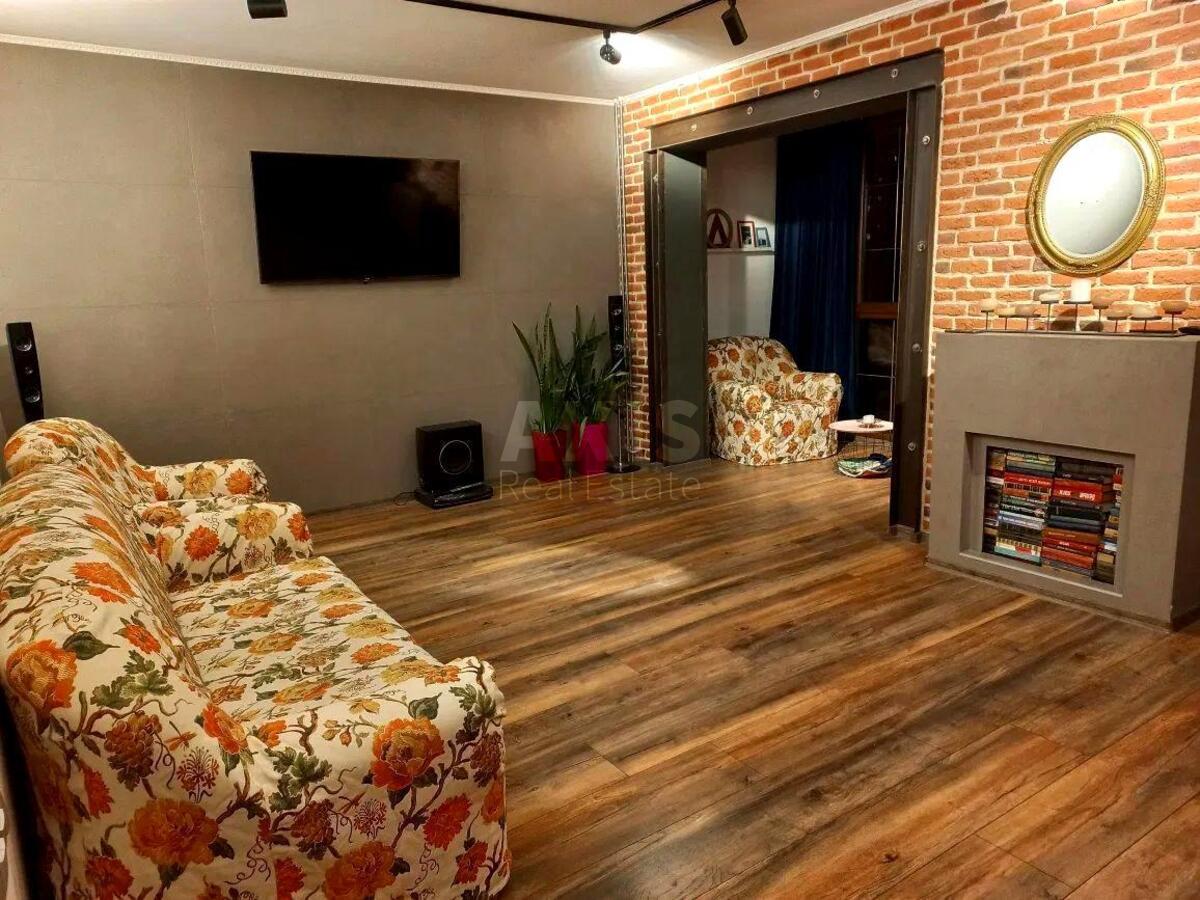 3к квартира ул. Ахматовой Анны 43633101