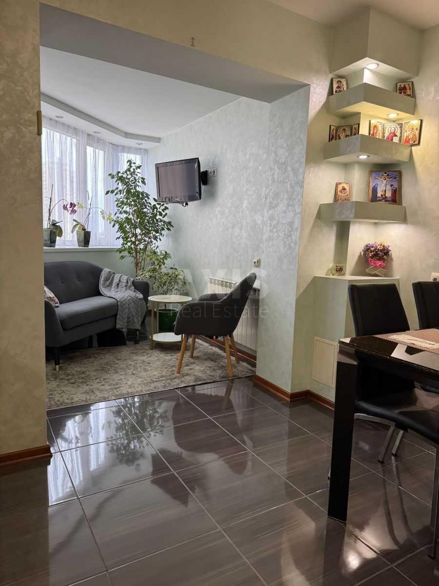 3k apartment vul. Puljuja Ivana 22