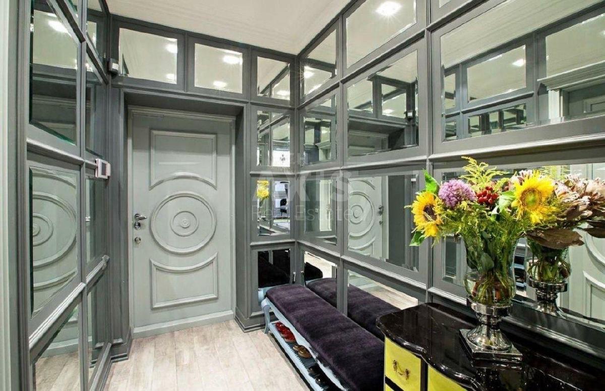 3k apartment bul. Lesi Ukrai'nky 7Б4