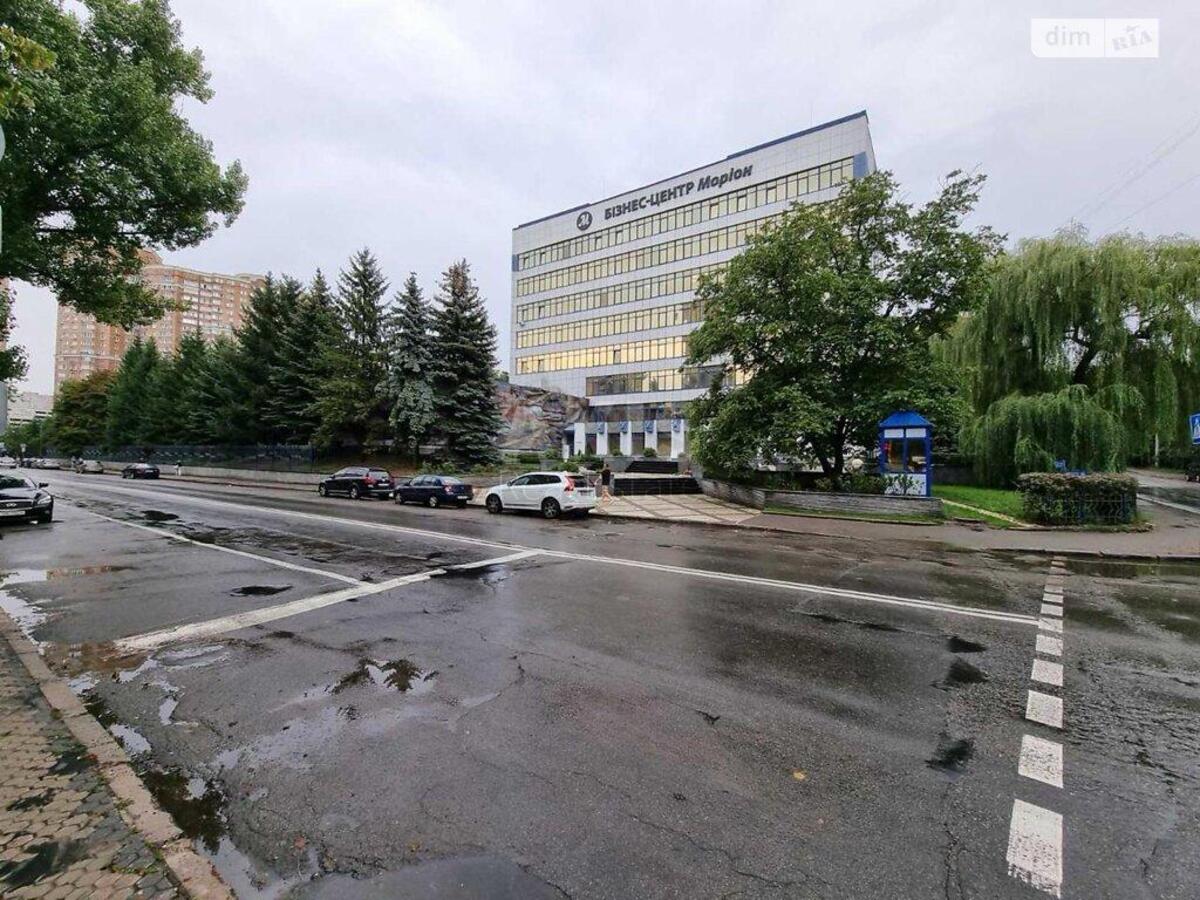 Объект торговли ул. Голосеевская 18, 93м21