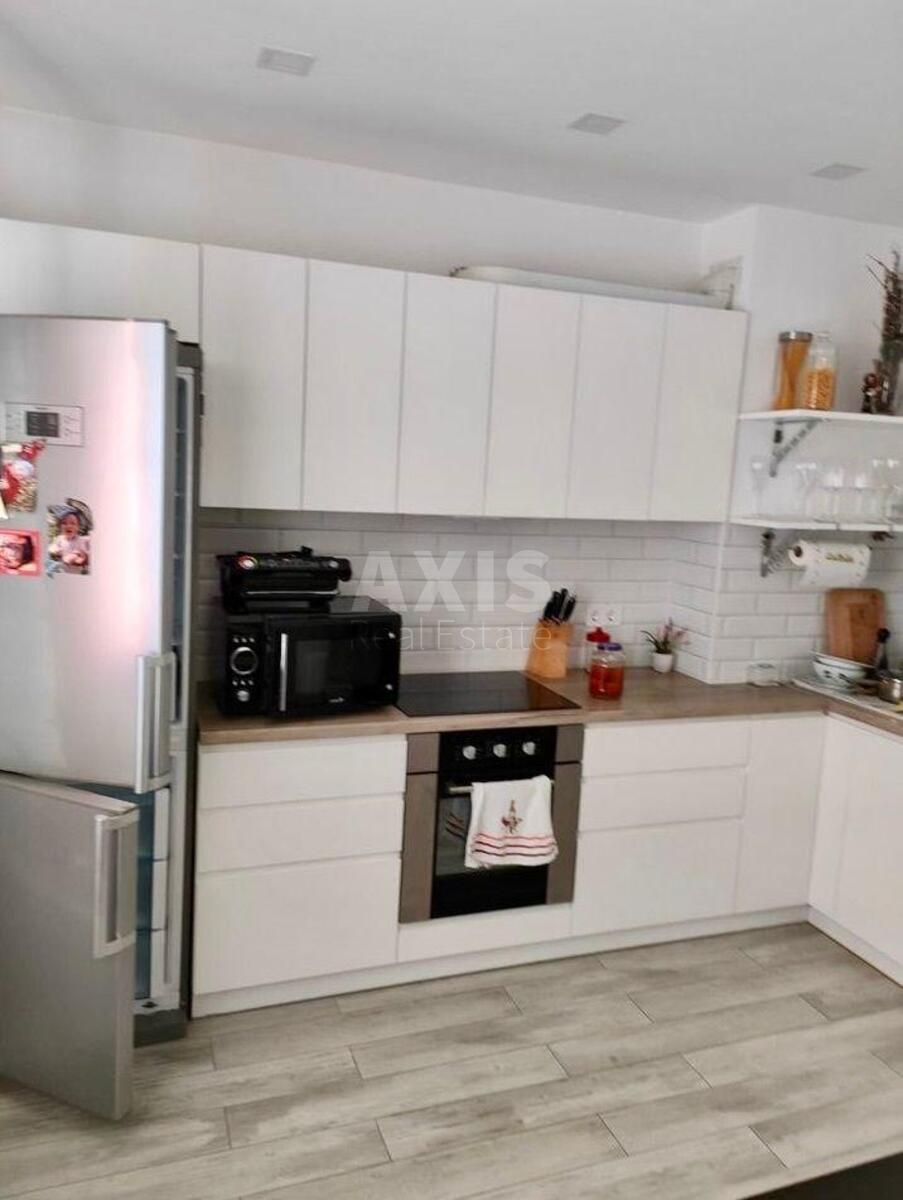 2k apartment vul. Zdolbunivs'ka 131