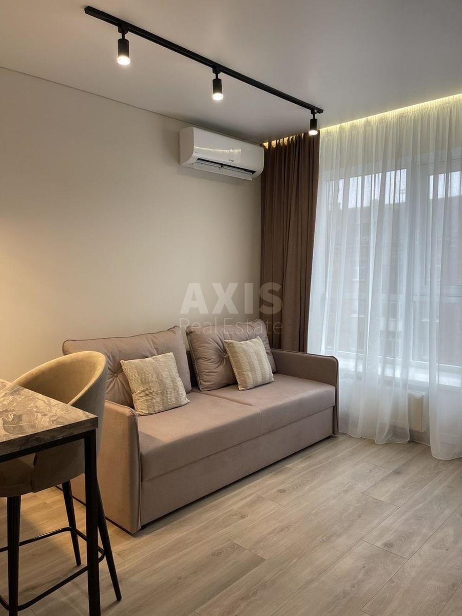 2k apartment vul. Antonovycha 1095