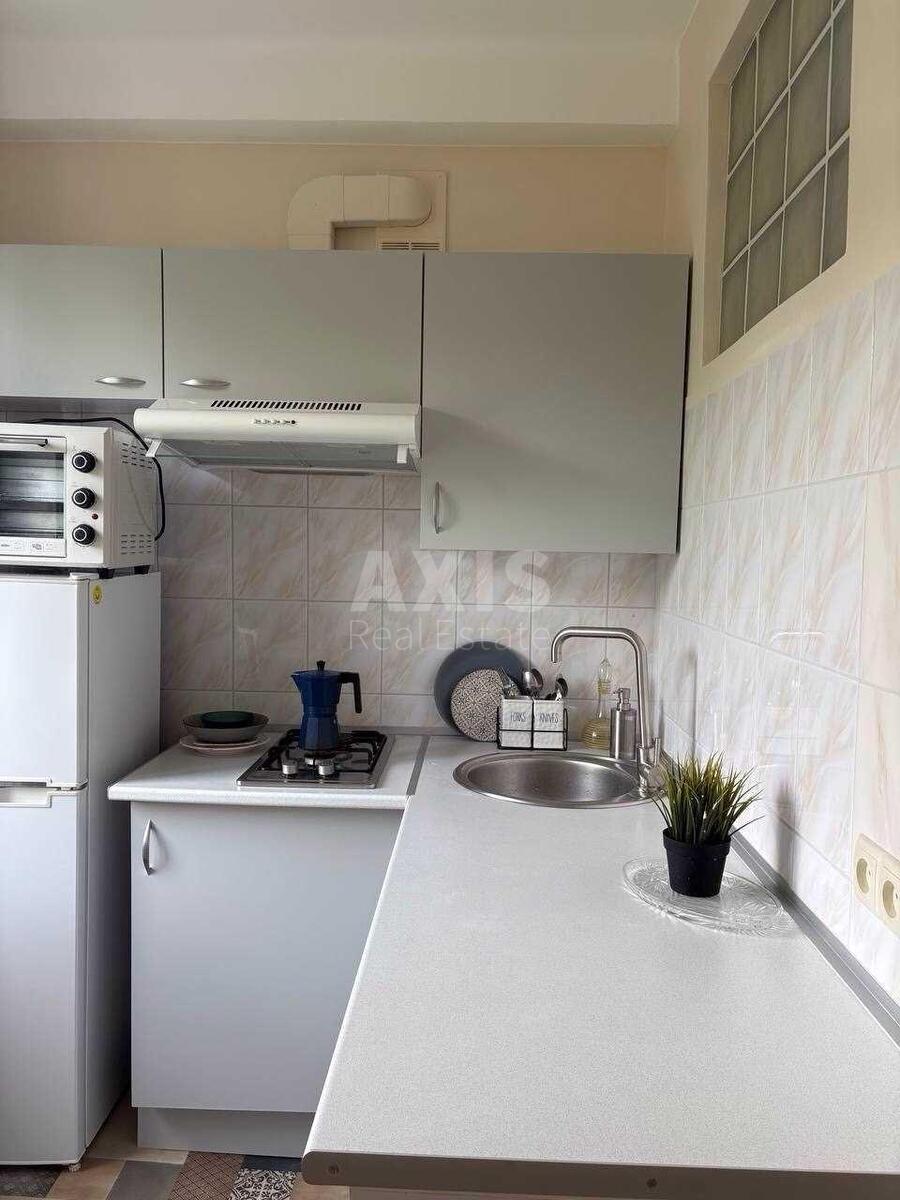 1k apartment pr-t Glushkova Akademika 9В