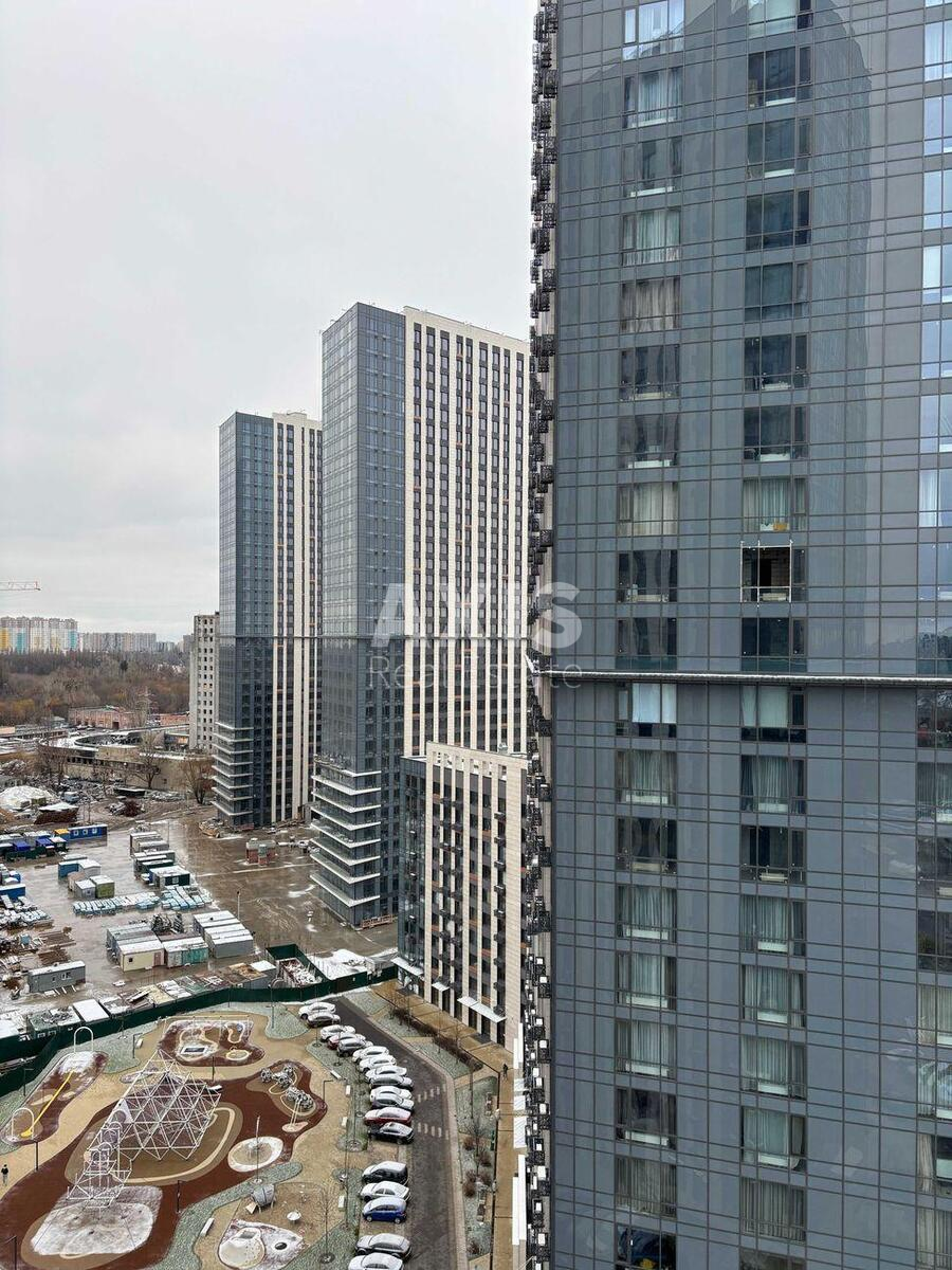 3k apartment vul. Zabolotnogo Akademika 15Г